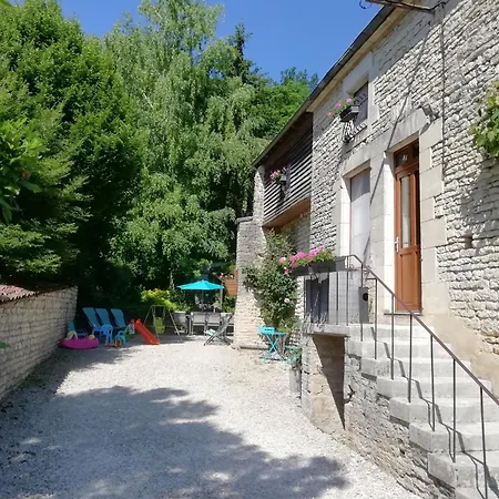 Le Sourcier Holiday home *