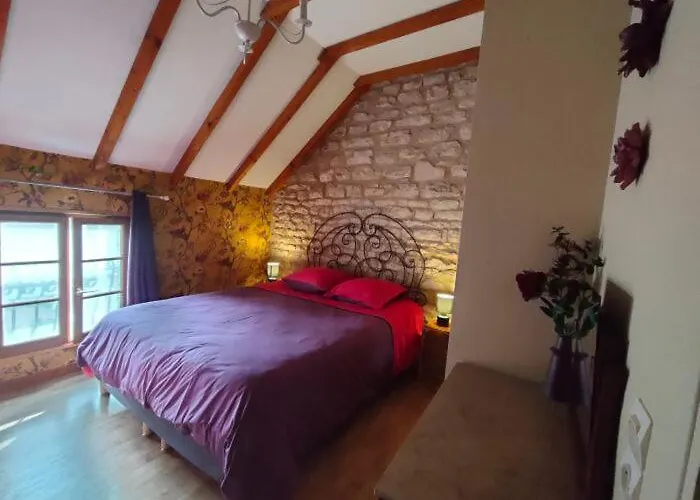 بيت للعطل Le Sourcier